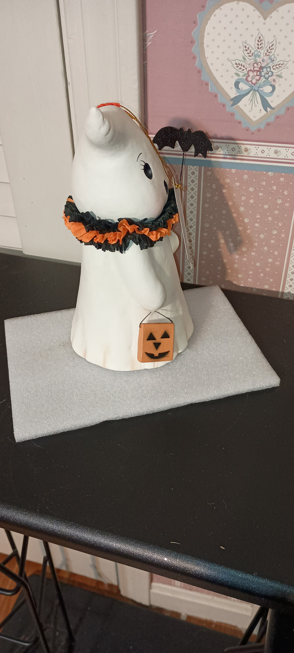 BETHANY LOWE/MICHELLE ALLEN-MAMA BOO FIGURINE-2025