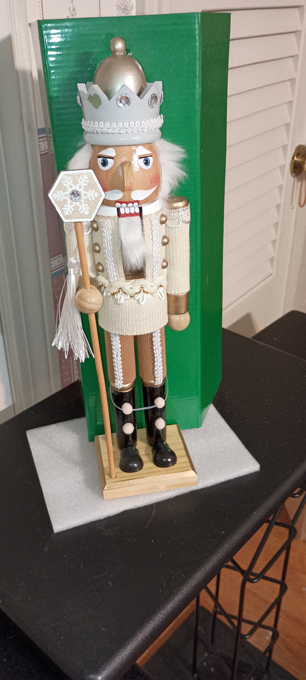 KURT ADLER MACRAME NUTCRACKER-NEW IN BOX