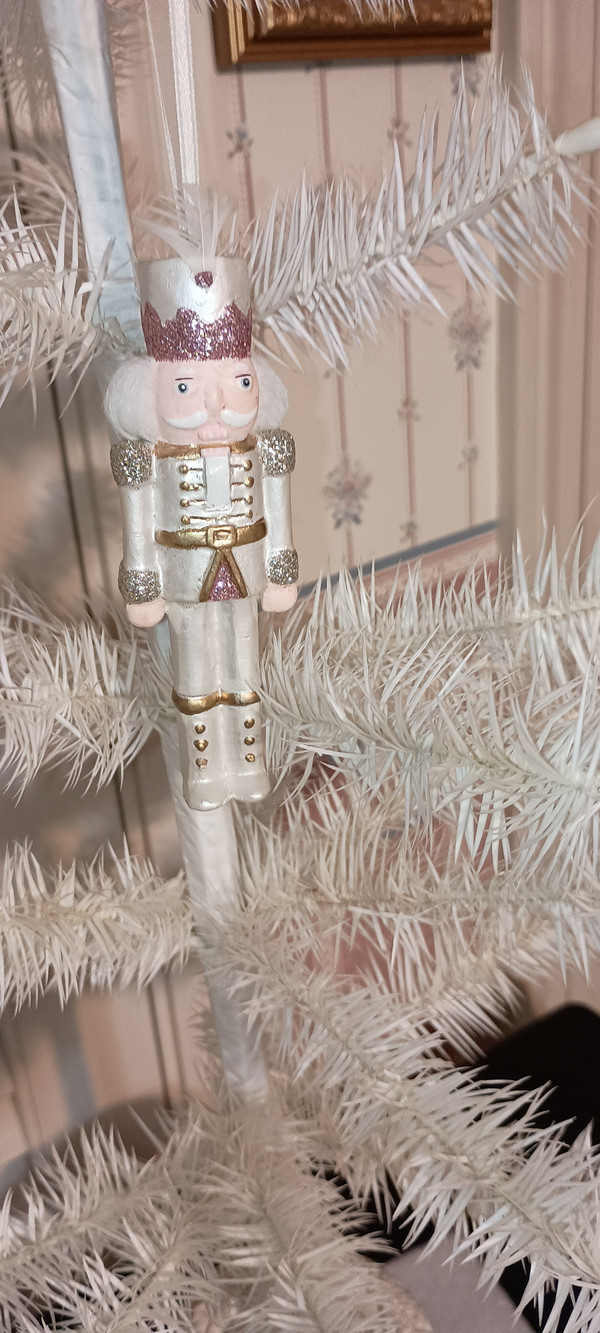 BETHANY LOWE-HOLIDAY-NUTCRACKER ORNAMENT-NEW-2023