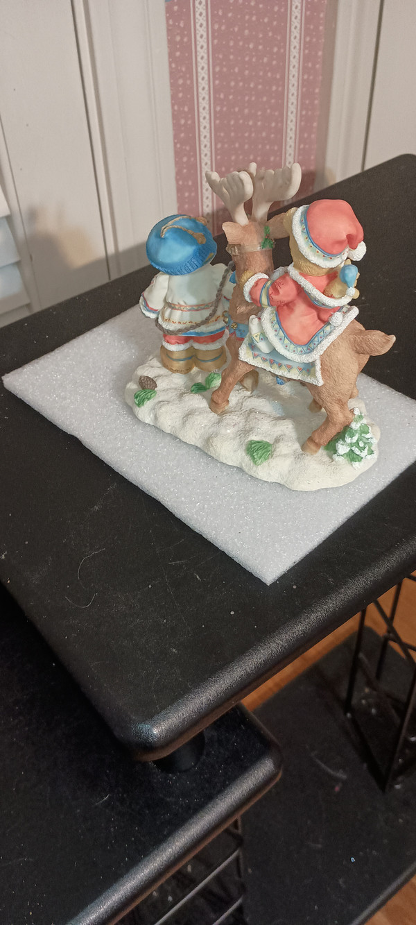 CHERISHED TEDDIES-SVEN & LIV- BOY & GIRL WITH REINDEER-NEW IN BOX-1997