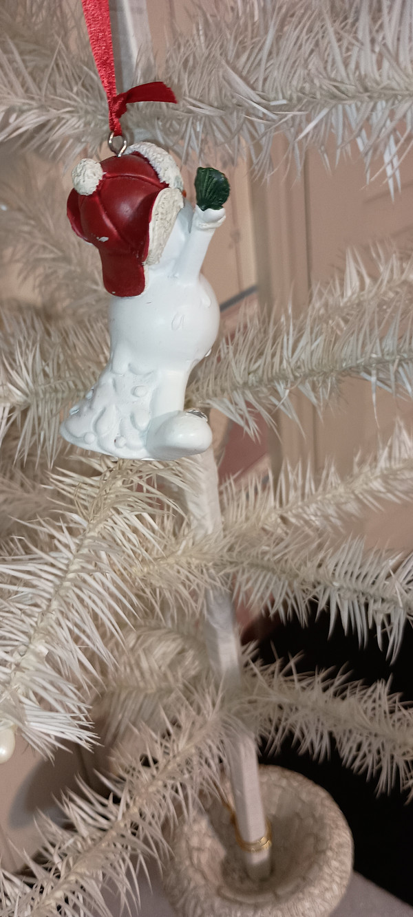 KURT ADLER-SNOWGIGGLES SNOWMAN ORNAMENT  WITH RED & WHITE HAT-2020