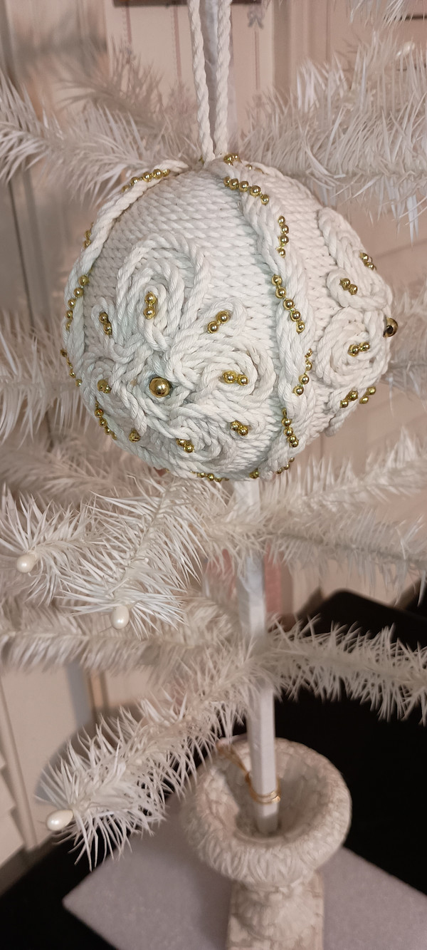 KURT ADLER- MACRAME DROP ORNAMENT-NEW 2022