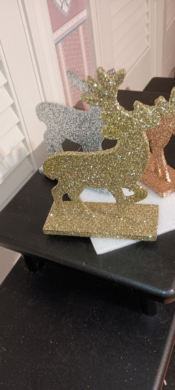 BETHANY LOWE-HOLIDAY METALLIC DEER FAMILY-NEW- 2023