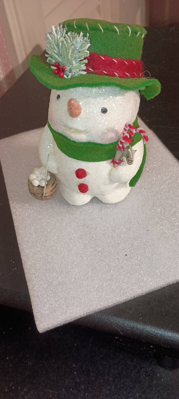 BETHANY LOWE-HOLIDAY FIGURE-2020 TINY TIM SNOWMAN-NEW