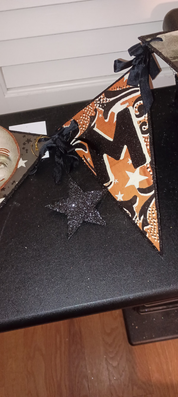 BETHANY LOWE-2025 HALLOWEEN-MAGIC GARLAND-NEW