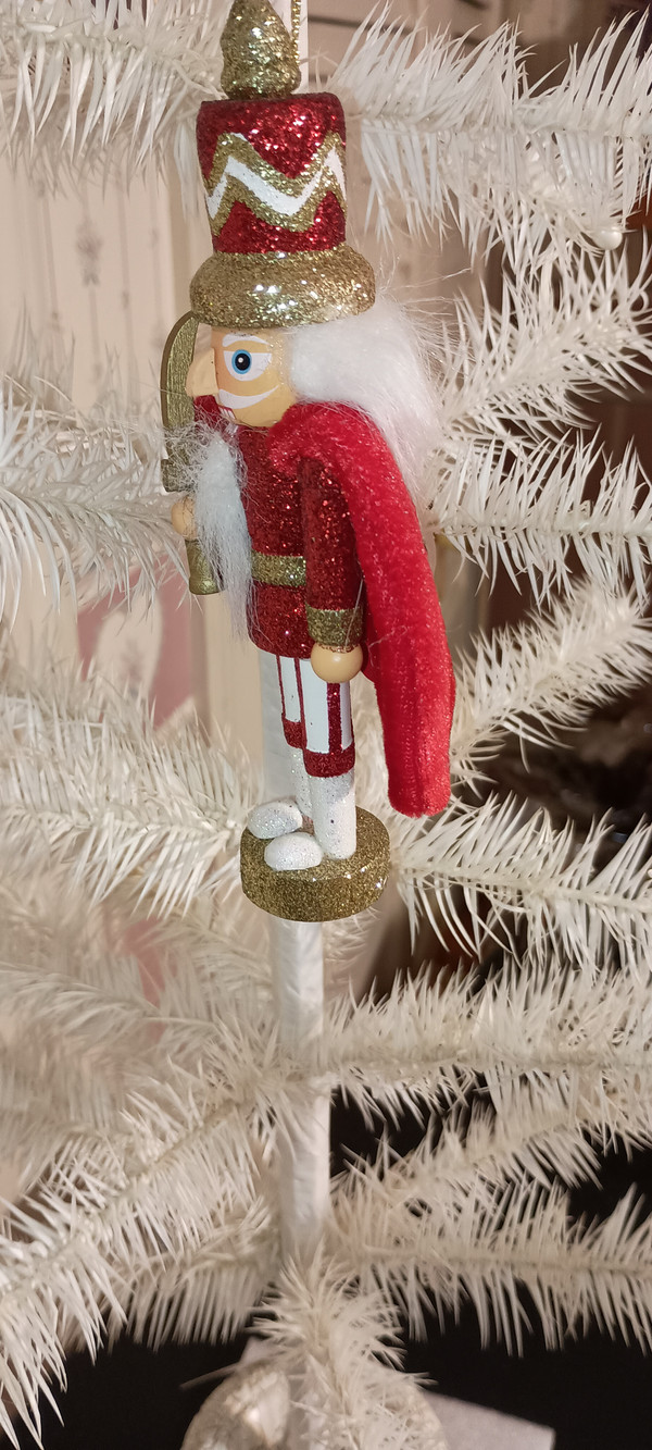 KURT ADLER-2017 RED KING NUTCRACKER ORNAMENT-NEW