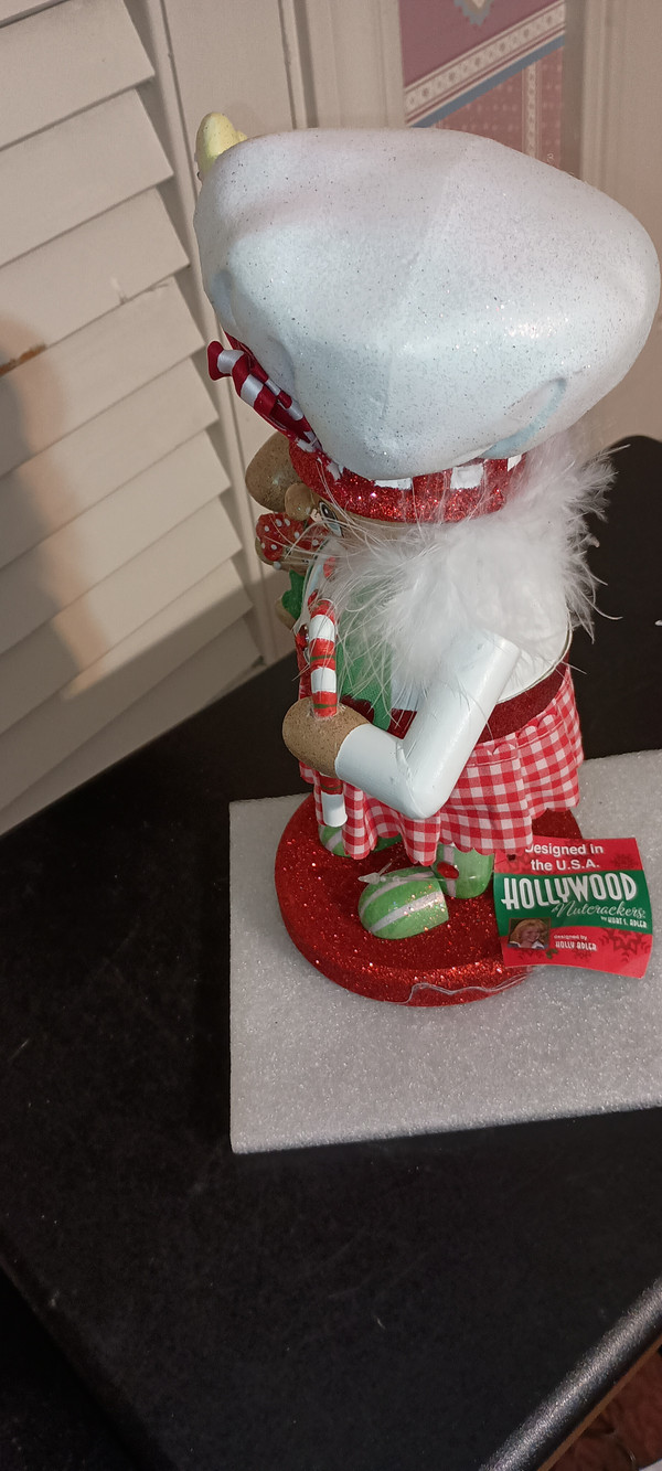 HOLLY ADLER 10"H GINGERBREAD BAKER GIRL NUTCRACKER-2024-NEW IN BOX