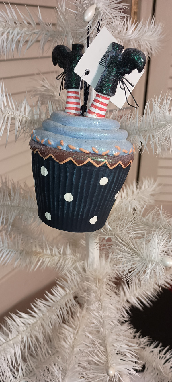 GALLERIE II-2021 WITCH LEGS CUPCAKE ORNAMENT-WHITE DOTS-NEW