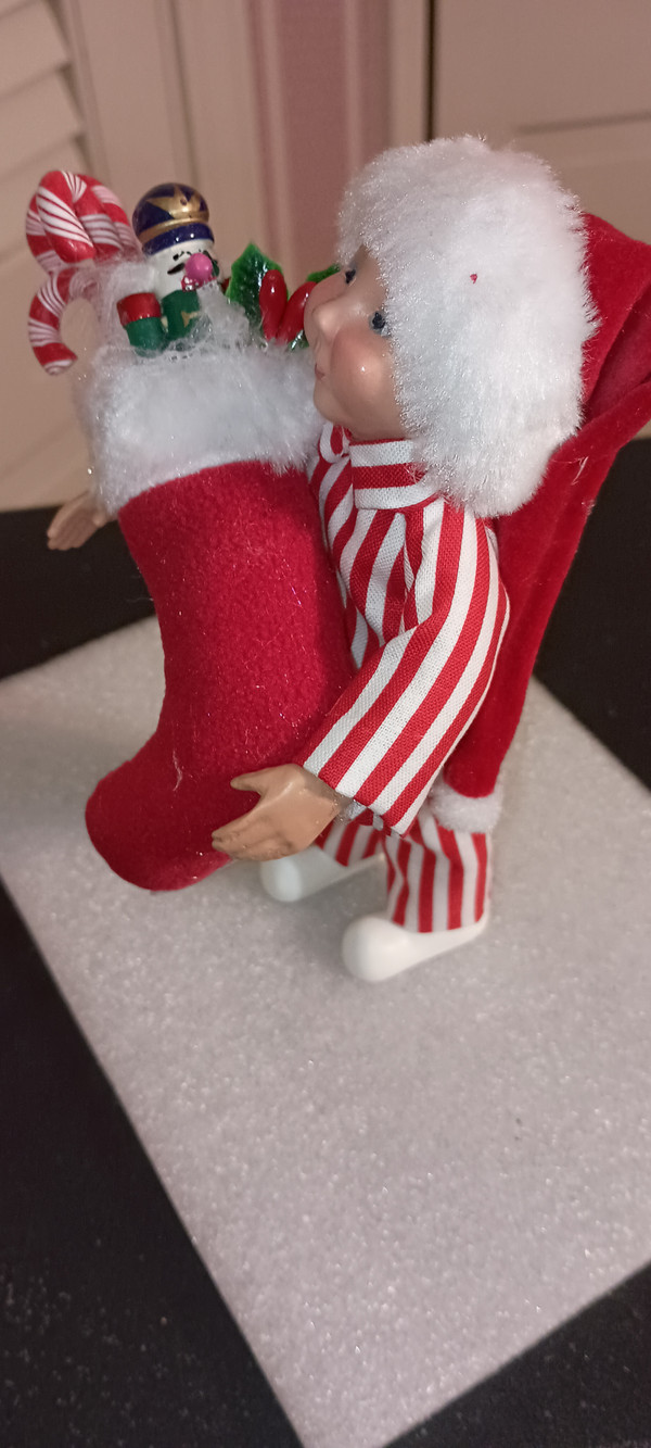 BYERS CHOICE-2025 CAROLER-TODDLER BOY IN PAJAMAS-NEW