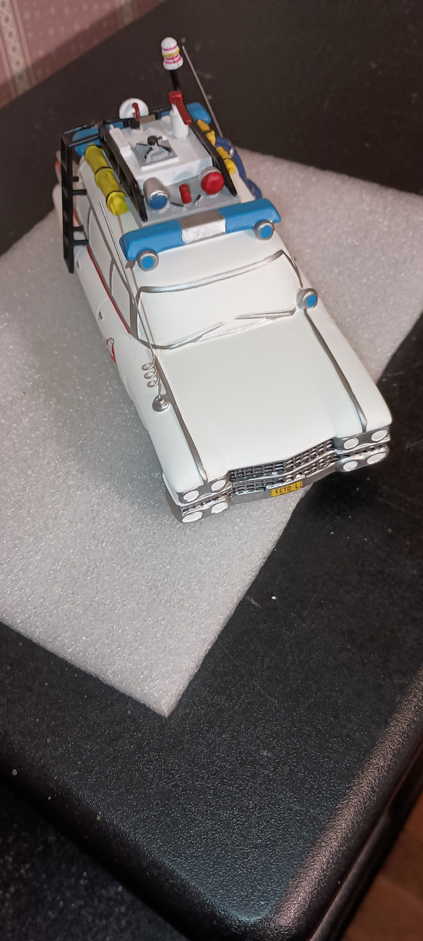DEPT. 56 GHOSTBUSTERS VILLAGE ACCESSORY- 2021- ECTO 1-NEW IN BOX
