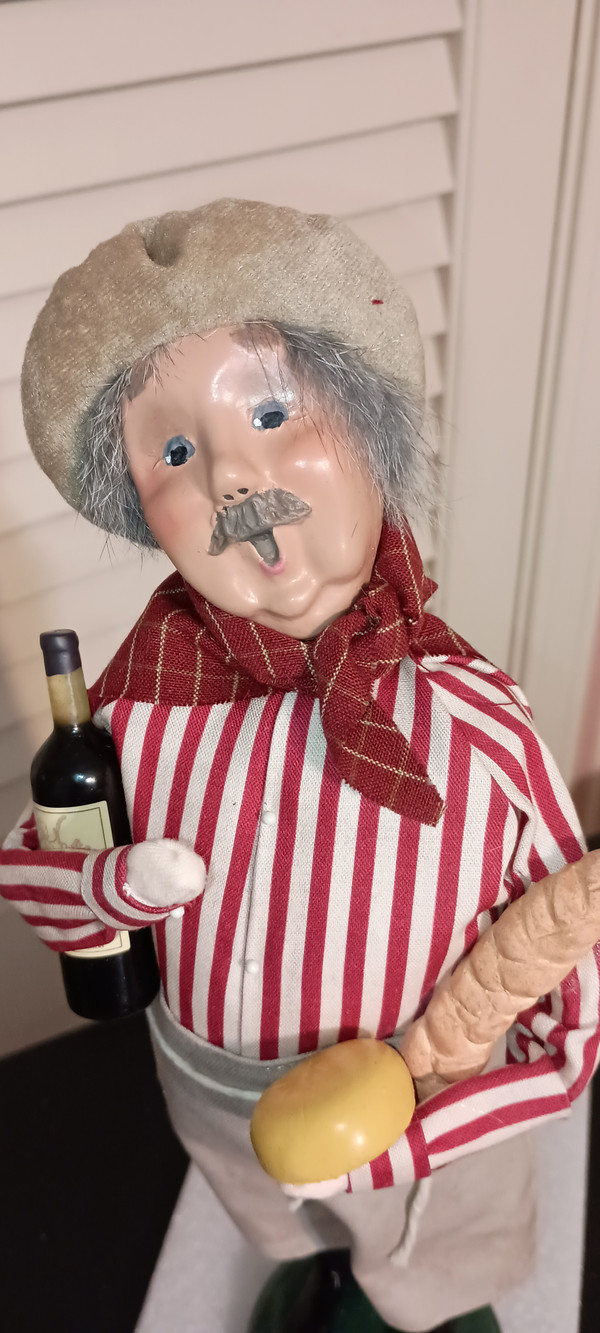BYERS CHOICE CAROLER-2025- ITALIAN GRANDFATHER-NEW