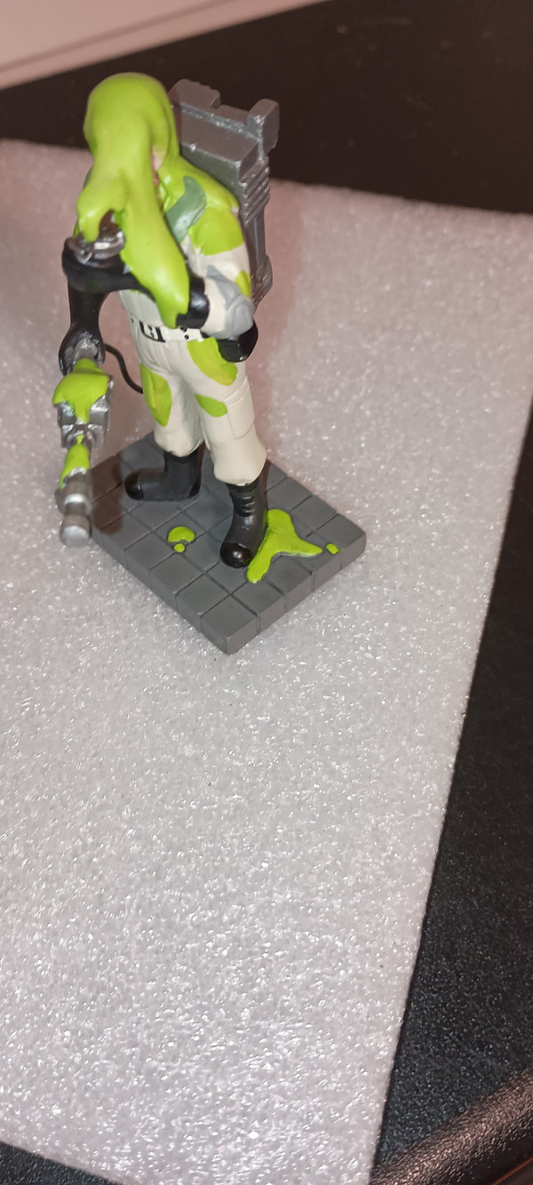 DEPT. 56-GHOSTBUSTER VILLAGE ACCESSORY- PETER VENKMAN-NEW IN BOX