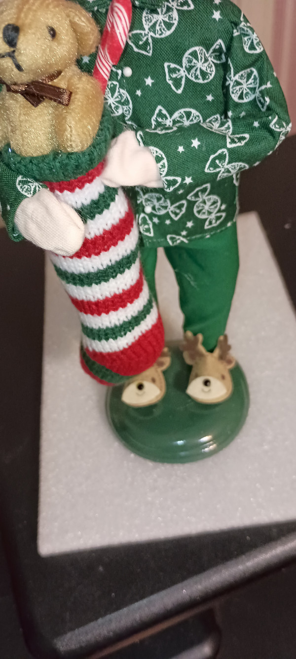 BYERS CHOICE CAROLER-STOCKING FAMILY BOY-NEW 2025