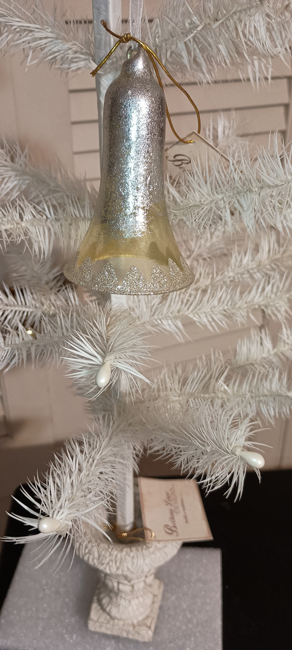 BETHANY LOWE-2023 HOLIDAY GOLD METALIC GLASS BELL ORNAMENT- NEW