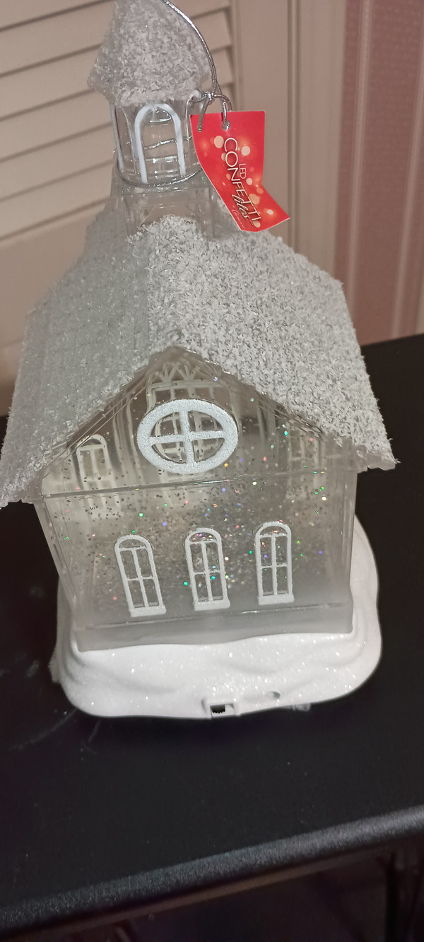 ROMAN-2020-LED- SWIRL WHITE  CHURCH