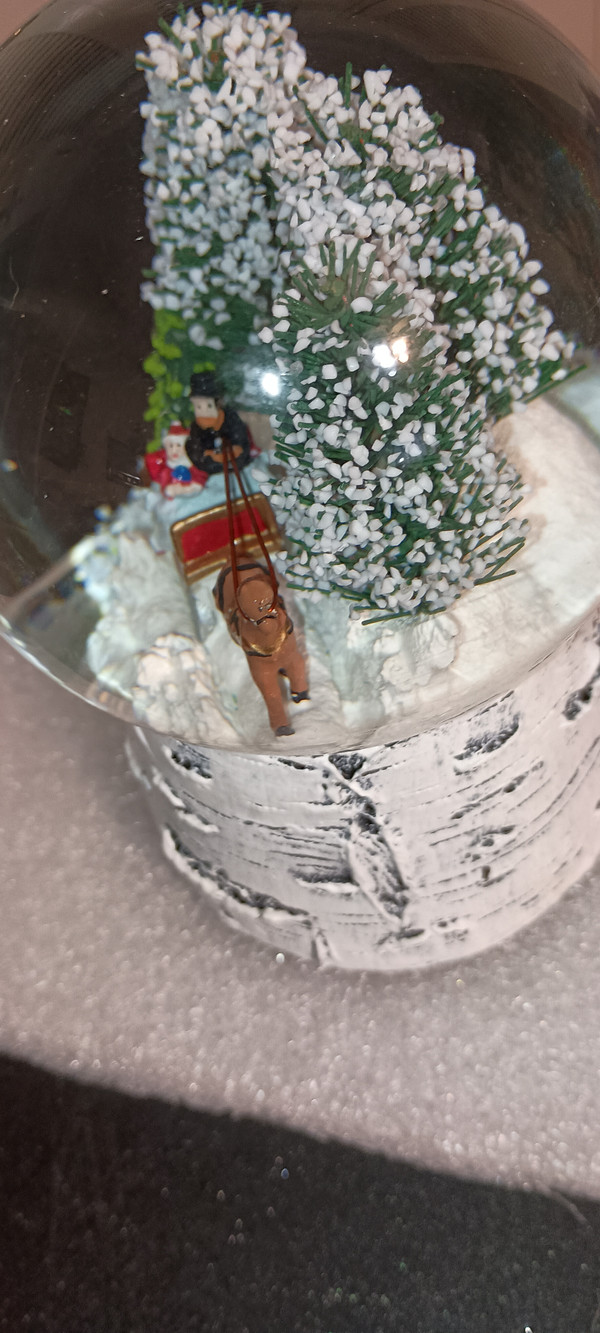 ROMAN-MUSICAL GLITTERDOME-SLEIGH RIDE-NEW IN BOX