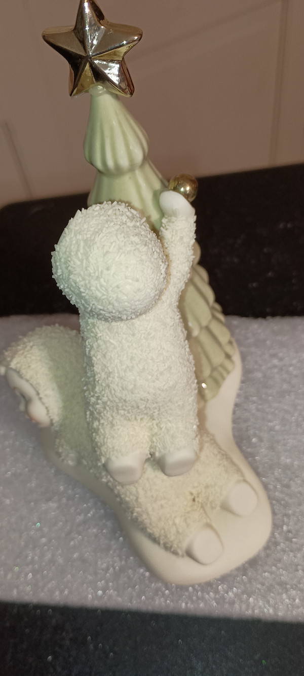 SNOWBABY-2021-GREEN FROSTY FROLICK COLLECTION-IT'S A REACH TO THE TOP-NEW IN BOX.