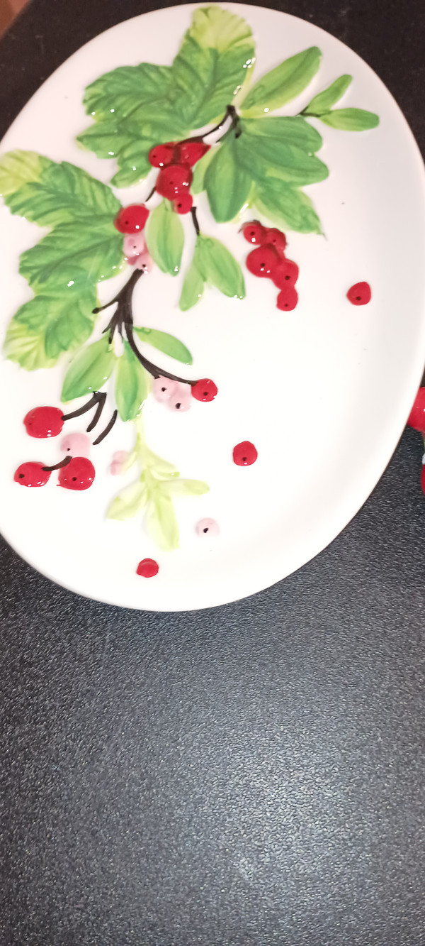 C&F HOME-HOLIDAY BERRIES PLATE & SPREADER SET-NEW-2024