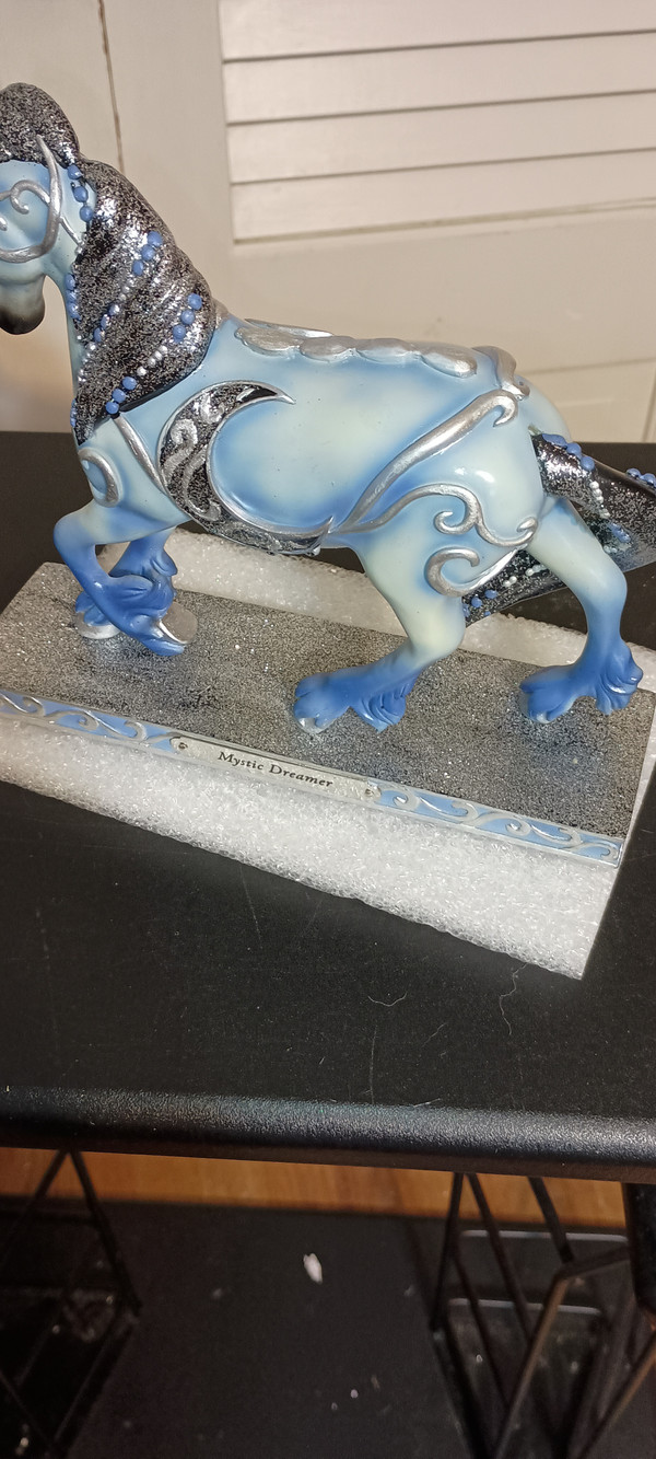 TRAIL OF PAINTED PONIES-MYSTIC DREAMER FIGURINE-1ST EDITION. 2020-NEW IN BOX