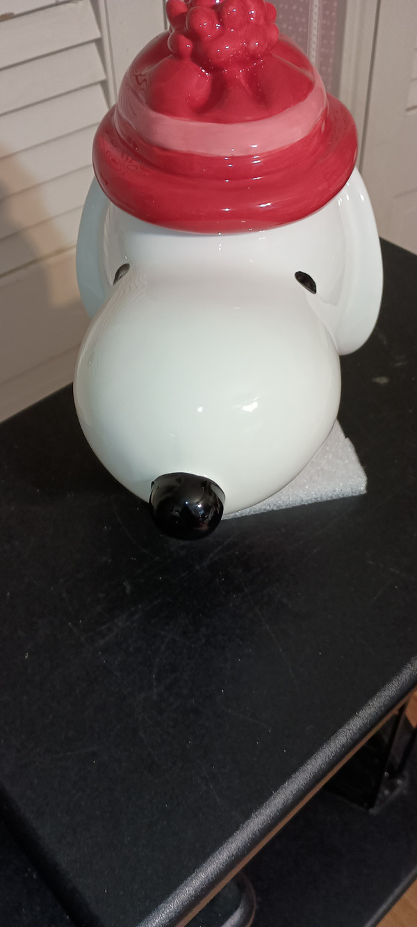 PEANUTS 2022 SNOOPY COOKIE JAR -NEW