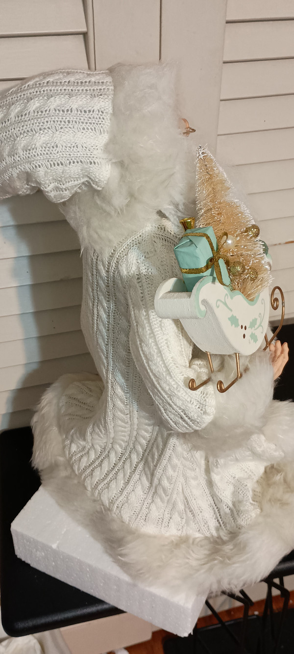 KSA KRINGLES KLAUS-WINTER WHITE SANTA FIGURE-NEW