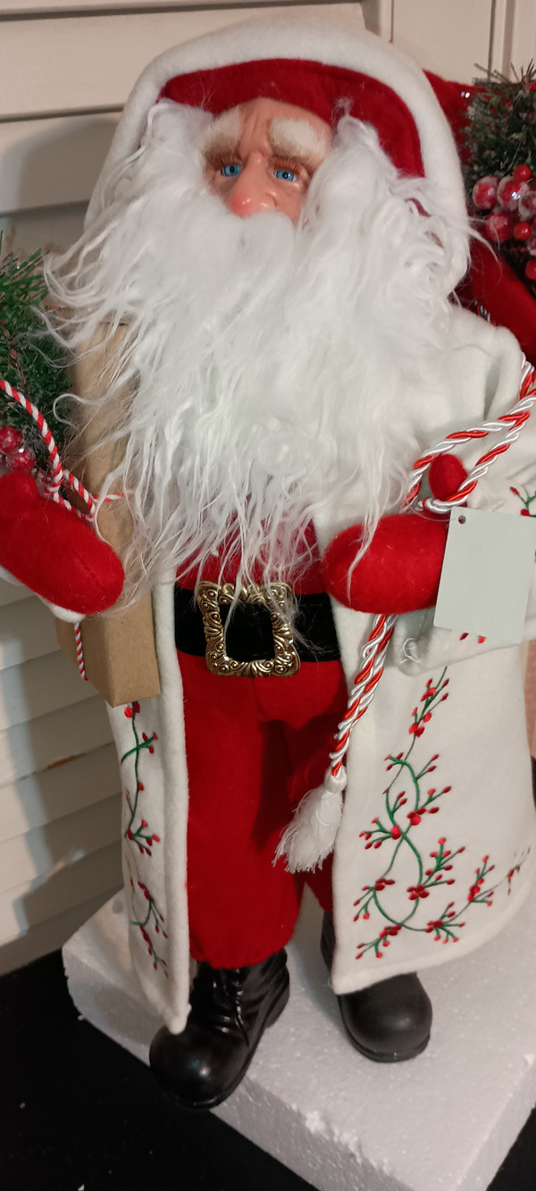 ROMAN-2019- SANTA WITH EMBROIDERED ROBE-RED/WHITE-NEW