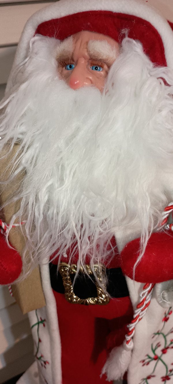 ROMAN-2019- SANTA WITH EMBROIDERED ROBE-RED/WHITE-NEW