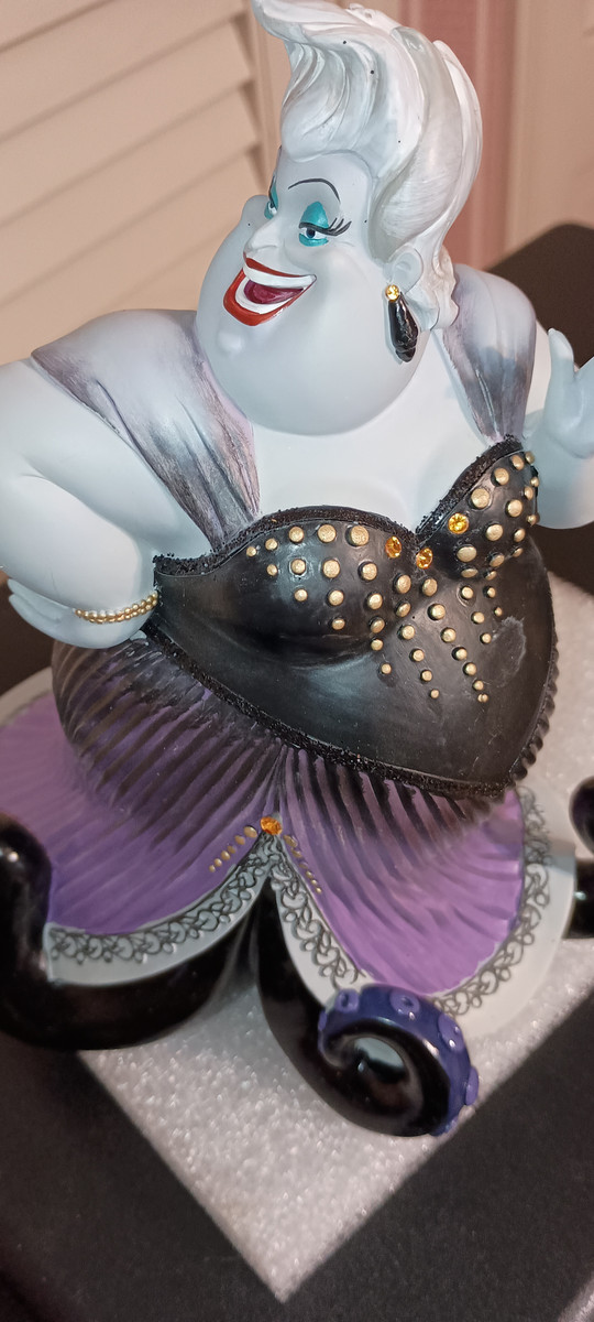 DISNEY SHOWCASE-COUTURE DE FORCE FIGURINE- 2019-URSULA FROM THE LITTLE MERMAID-NEW IN BOX