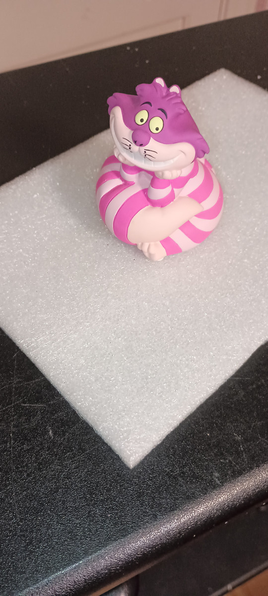 DISNEY TRADITIONS/JIM SHORE MINI FIGURINE-CHESHIRE CAT FROM ALICE IN WONDERLAND