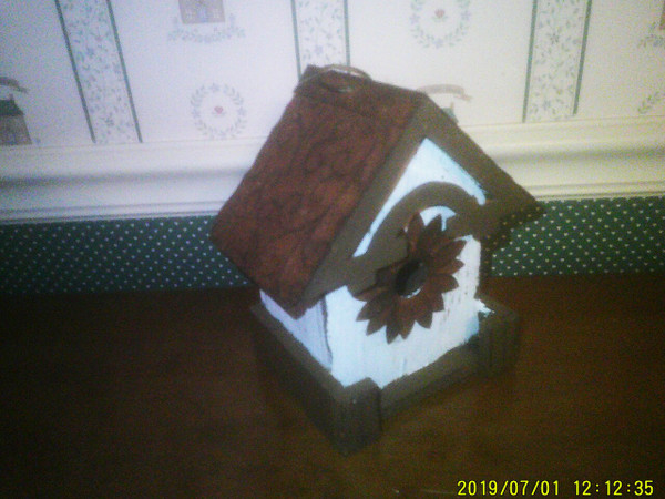 CARSON- WHITE TIN FLORAL BIRD HOUSE-NEW