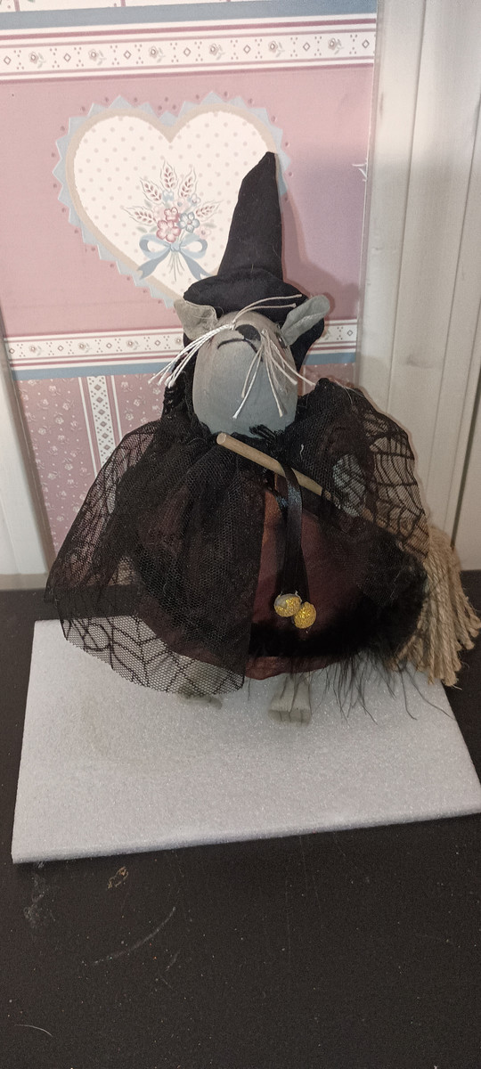 JOE SPENCER-GATHERED TRADITIONS-HALLOWEEN ART DOLL- REBA RAT-NEW