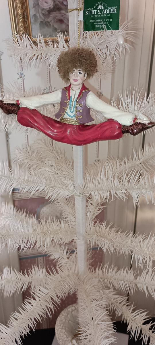 KURT ADLER-2025 NUTCRACKER SUITE-INTERNATIONAL DANCER ORNAMENT-RUSSIAN DANCER-NEW