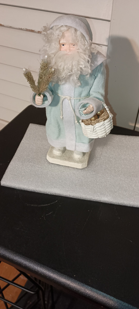BETHANY LOWE-HOLIDAY-2023-BLUE PASTEL SANTA WITH GREENERY & BASKET FIGURE-NEW