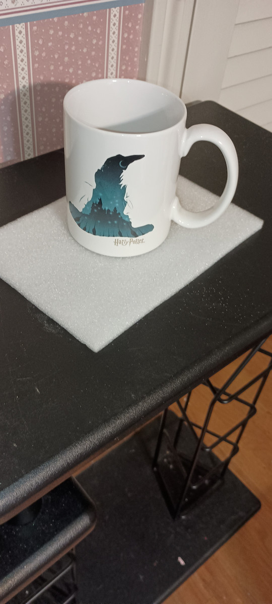 WIZARDING WORLD OF HARRY POTTER-BY ENESCO-SORTING HAT MUG-NEW IN BOX
