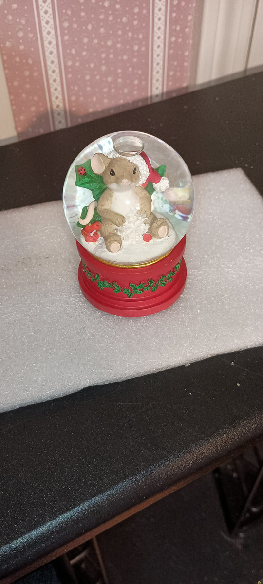 CHARMING TAILS-2021-5" MOUSE DOME WATER GLASS-NEW IN BOX