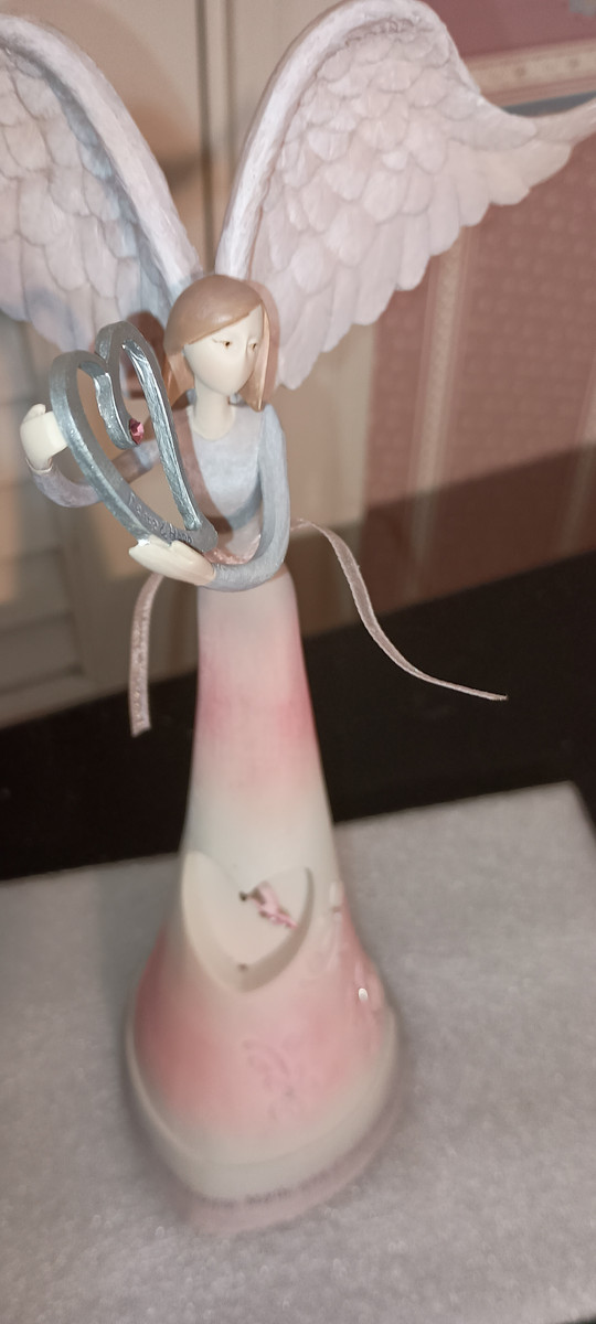 ENESCO-BREAST CANCER AWARENESS-PEACE & HOPE ANGEL FIGURE.NEW IN BOX.