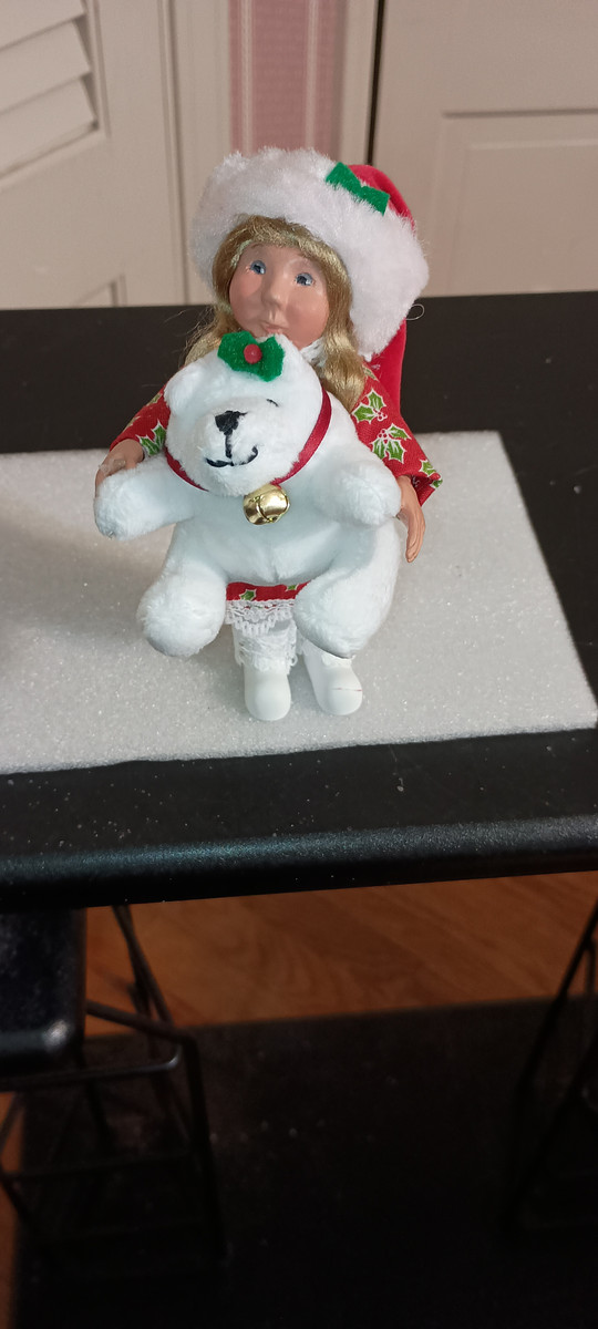 BYERS CHOCE -2025-TODDLER WTH TEDDY BEAR-NEW