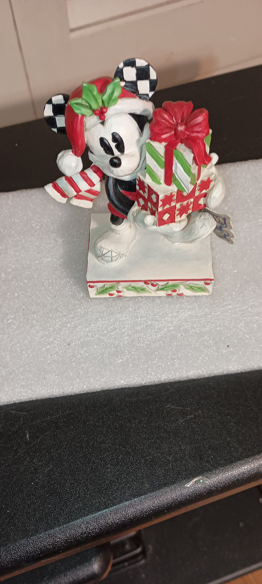 DISNET TRADITIONS/JIM SHORE-MICKEY WITH BLACK & WHITE, RED & GREEN STACKED PRESENTS FIGURE-NEW IN BOX