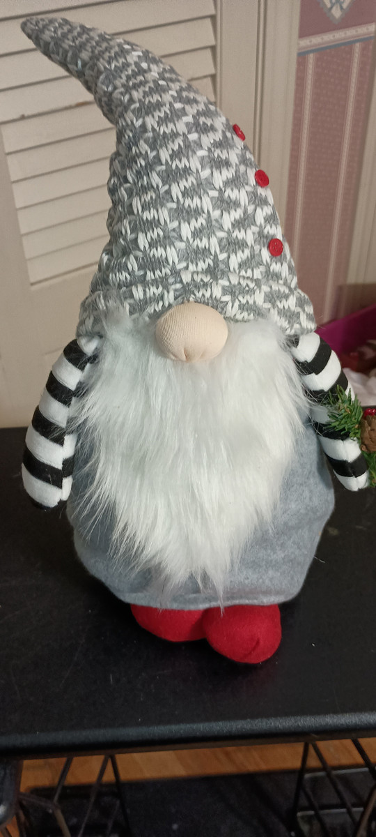 KURT ADLER- FABRIC SANTA GNOME WITH GRAY & WHITE KNITTED HAT-NEW