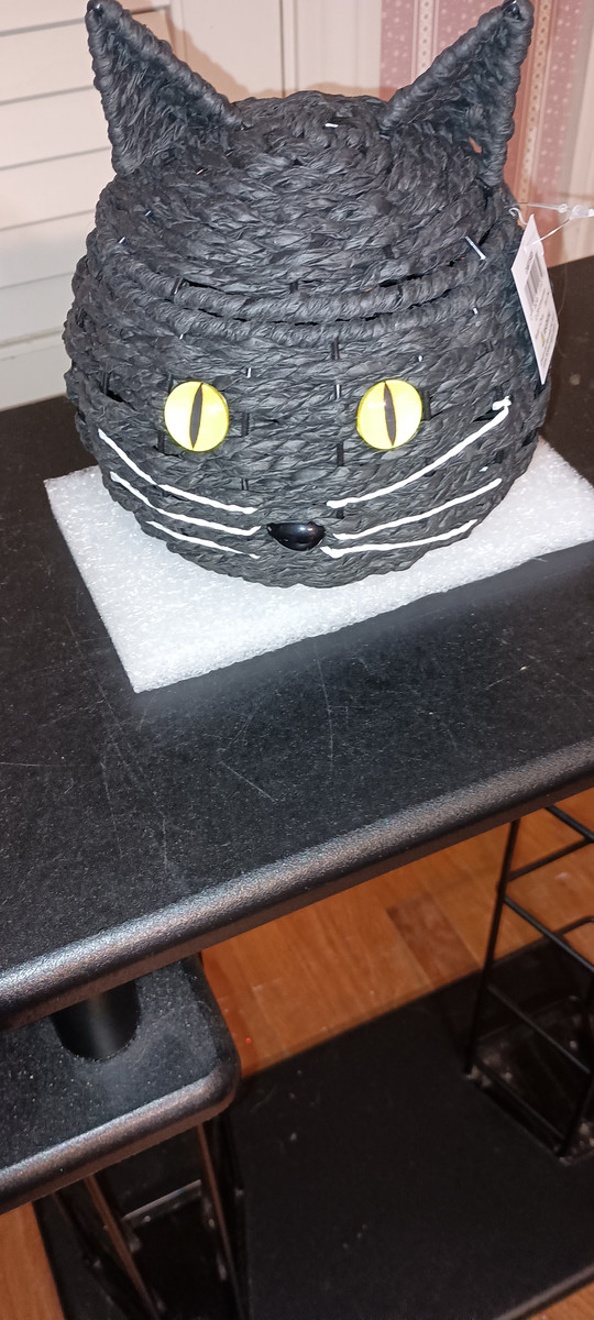 C&F HOME-HALLOWEEN BLACK CAT HAND WOVEN BASKET-NEW -2025