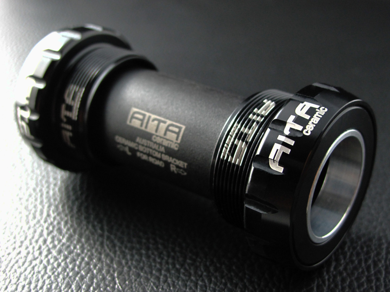 SRAM GXP English thread external bottom bracket