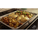 Whirlpool® Cuisinière coulissante électrique intelligente 6.4 pi cu, avec friture à air une fois connectée. WEG750H0HZ
