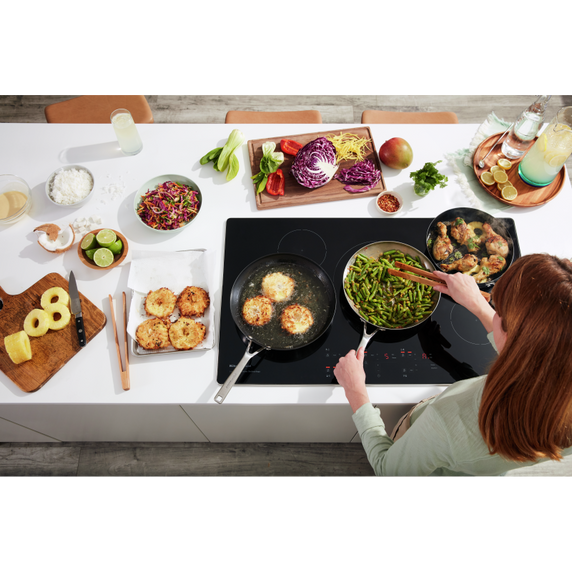 Table de cuisson à induction par capteur de 5 éléments et 36 po KitchenAid® KCIG556JSS