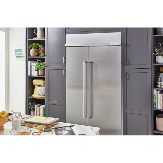 Réfrigérateur encastré côte à côte noir à fini printshield™ - 48 po - 30 pi cu KitchenAid® KBSN708MPS