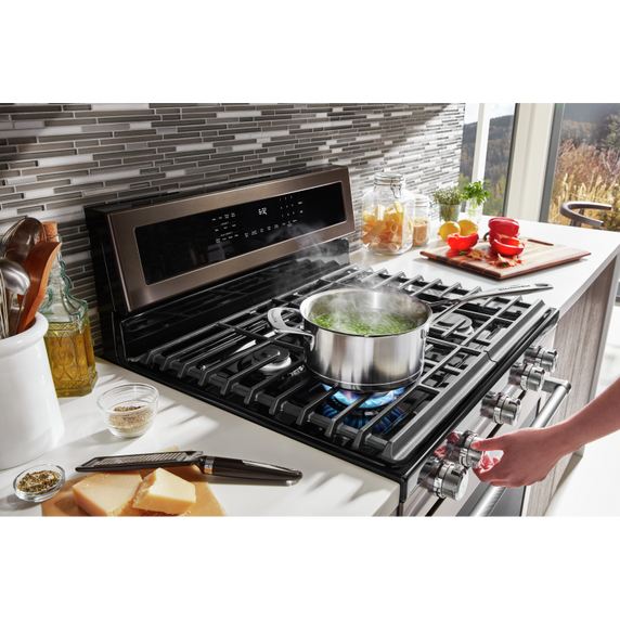 Cuisinière au gaz à convection avec 5 brûleurs - 30 po KitchenAid® KFGG500EBS