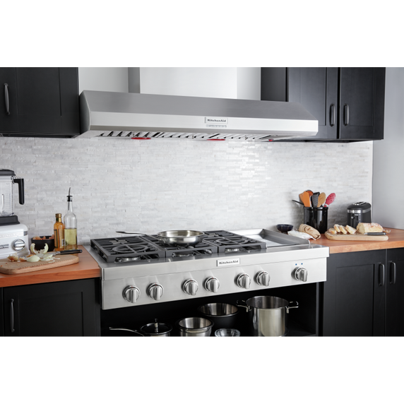 Hotte de cuisinière murale de style commercial à classe de moteur de 585 ou 1170 pi cu/min - 48 po KitchenAid® KVWC958KSS