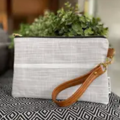 Clutch with Handle - GREY