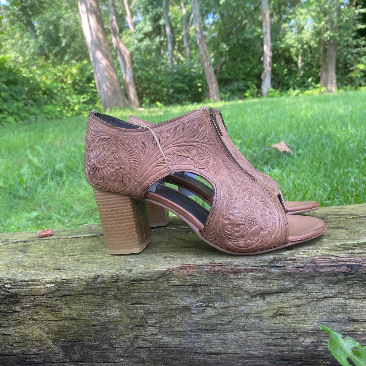 Roper Women's Mika Front Zip Natural Tooled Leather Heel Sandals