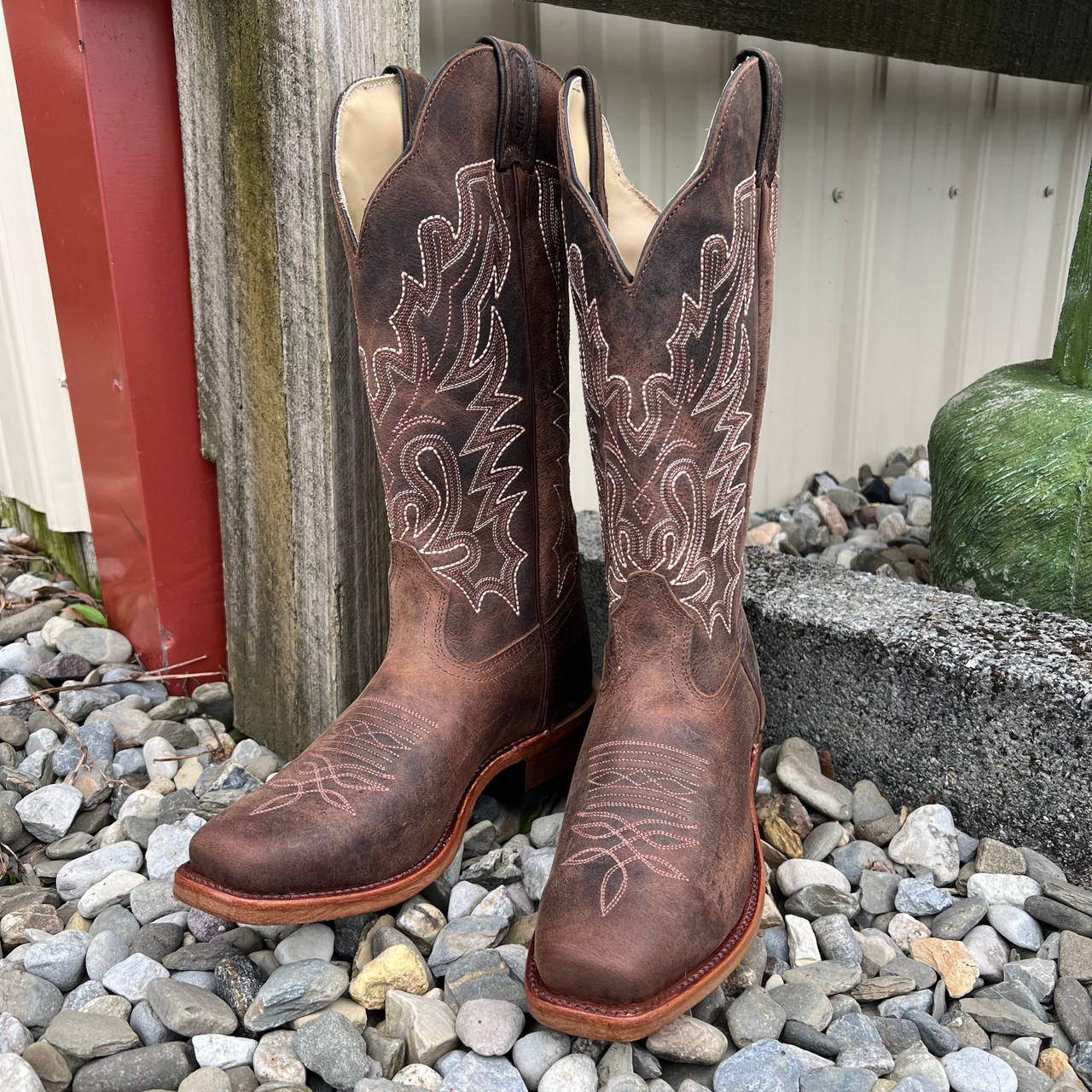 Boulet Women's Selvaggio Wood Cutter Toe Boot - Stockyard Style
