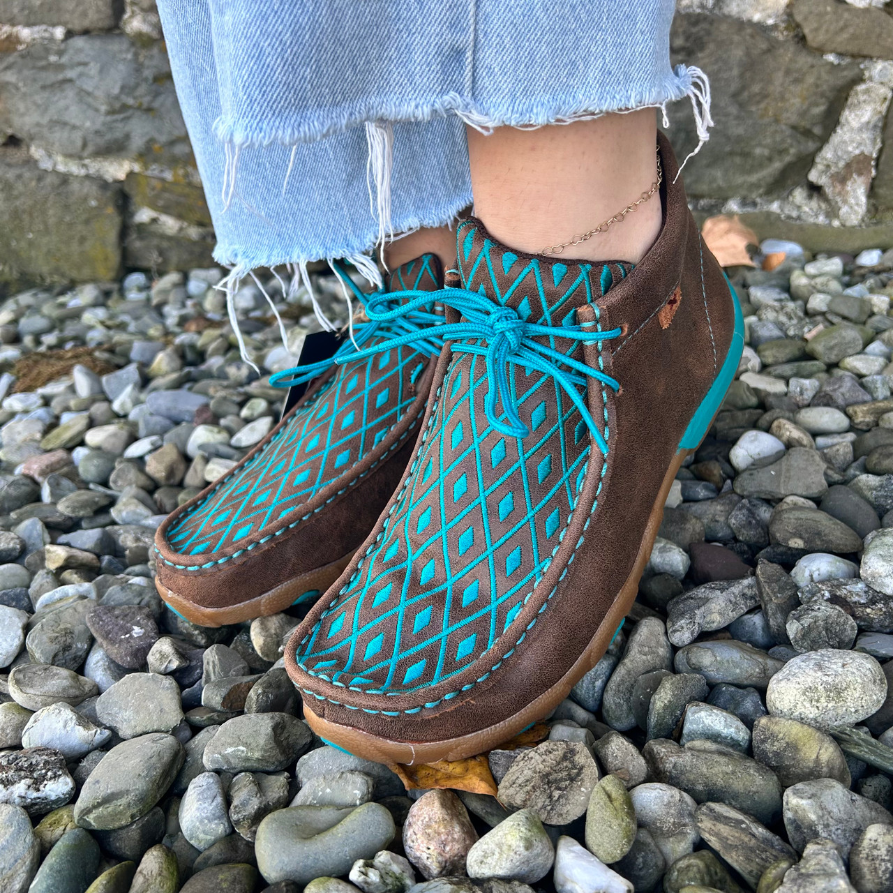 Twisted X Women's Brown and Turquoise Diamond Embroidered Chukka
